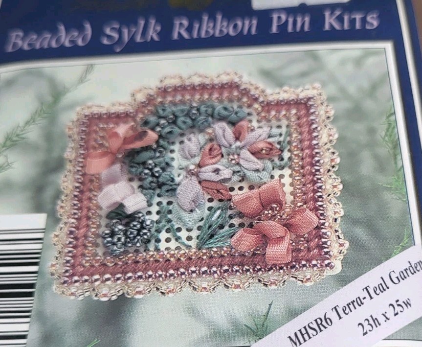 Mill Hill Beaded Sylk Ribbon Pin Terra-Teal Garden Cross Stitch Kit