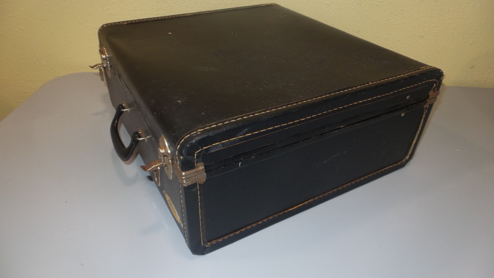 Vintage Ludwig Snare Drum Case