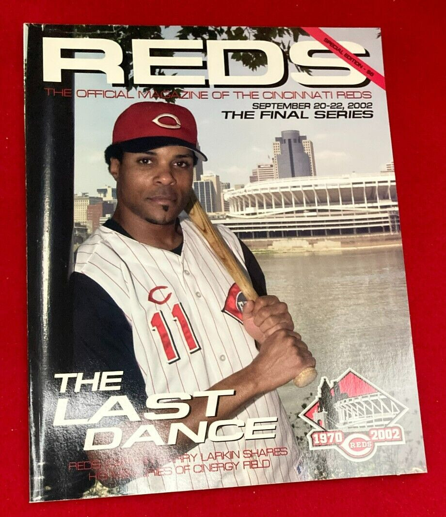 BARRY LARKIN Cincinnati Reds 2002 Final Series SPECIAL EDITION Program Magazine