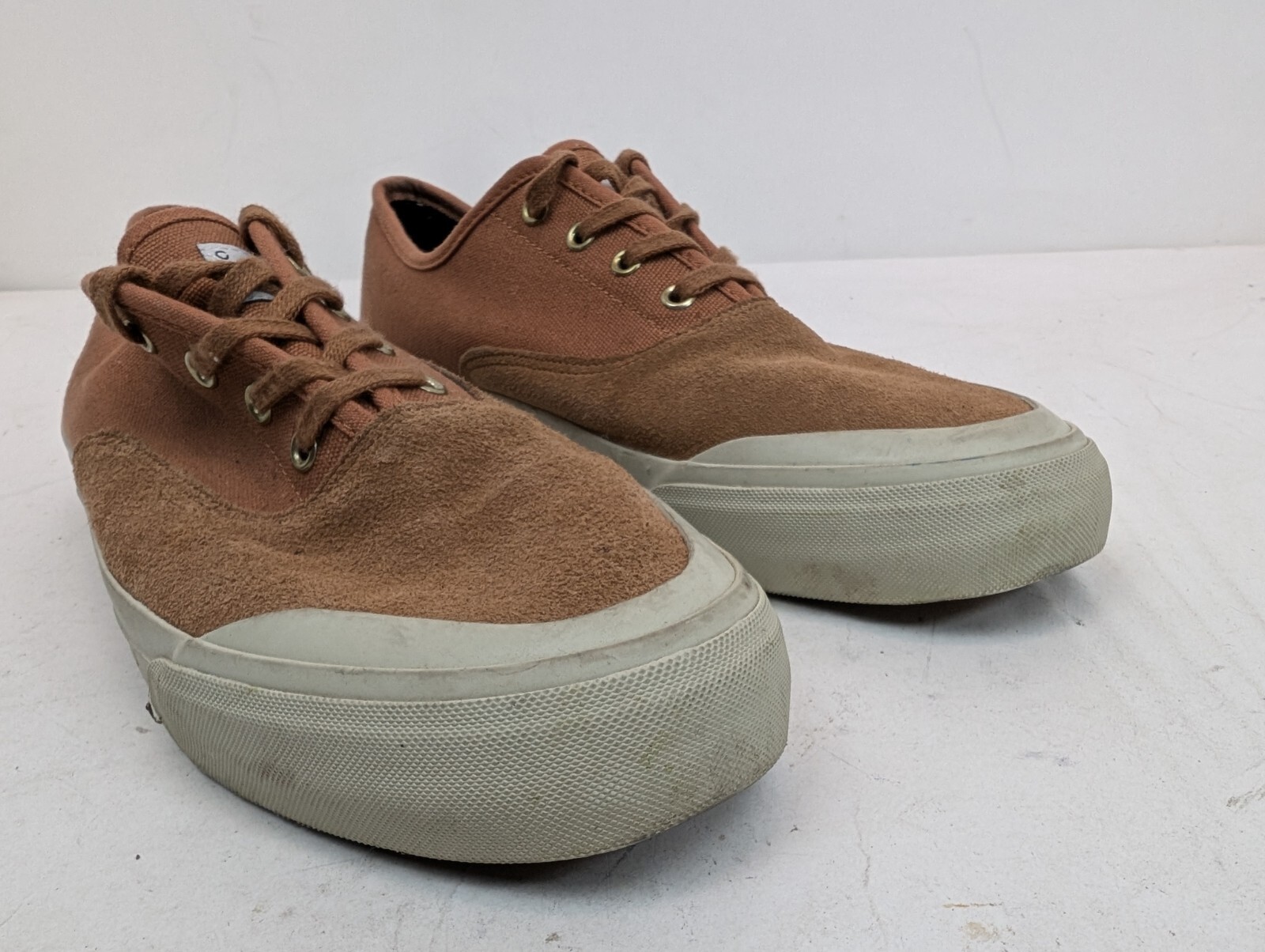 HUF Cromer Skateboarding Shoe Camel Men's Size 8.5 Casual Boat Skate