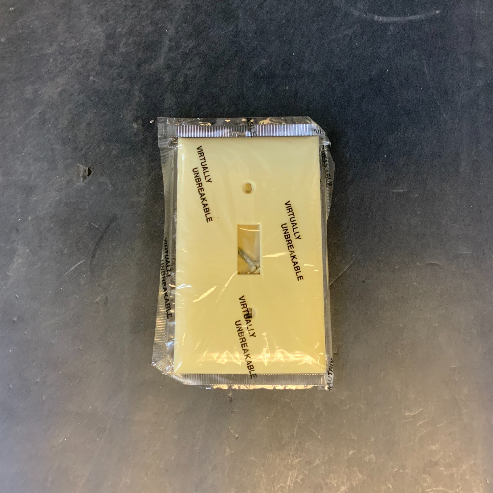 HUBBELL P1 IVORY SWITCH COVER - SET OF 3 ($5 OBO)