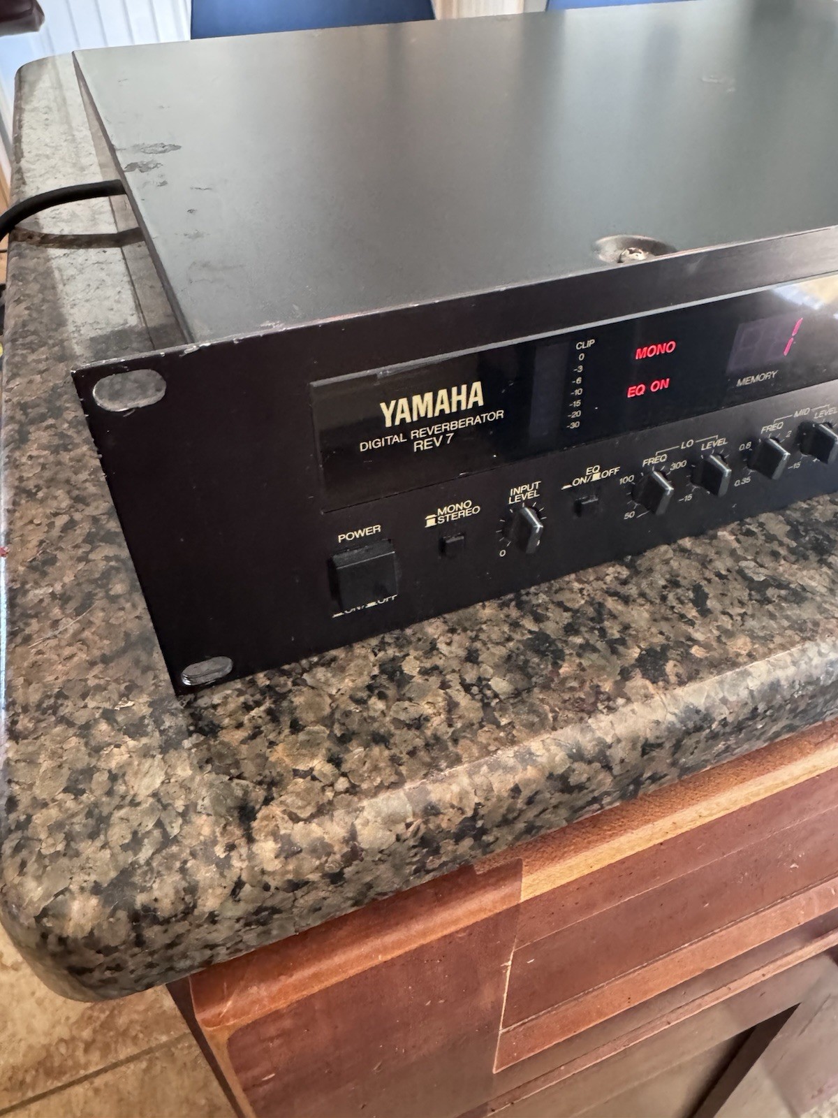 Yamaha Rev 7 Digital Reverberator Reverb Effects Processor Stereo Delay Chorus