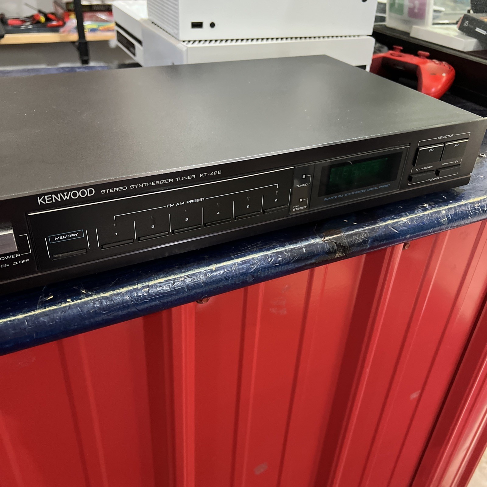 Vintage Kenwood KT-42B AM/FM Stereo Synthesized Tuner Japan TESTED working