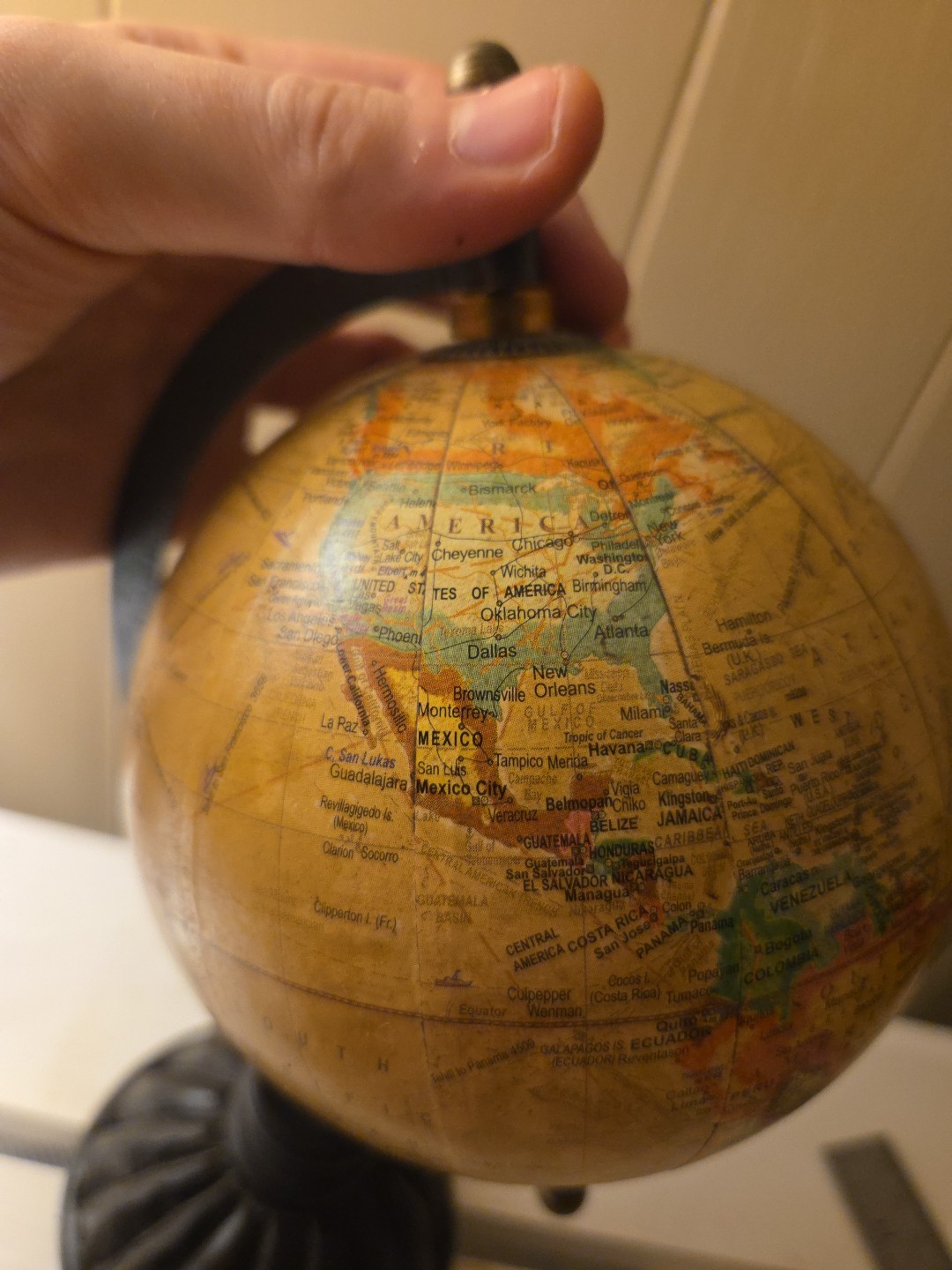 Table Top World Globe Decorative Desk Decor Tabletop Display 10"