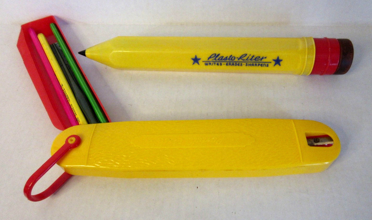 2 Vtg Hasbro Plastic Pocket Knife & Pencil Holder Sharpener Child Toy USA & Extr