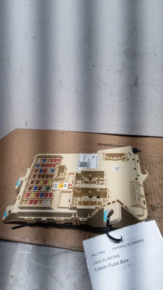 ELANTRA   2020 Fuse Box Cabin 461435