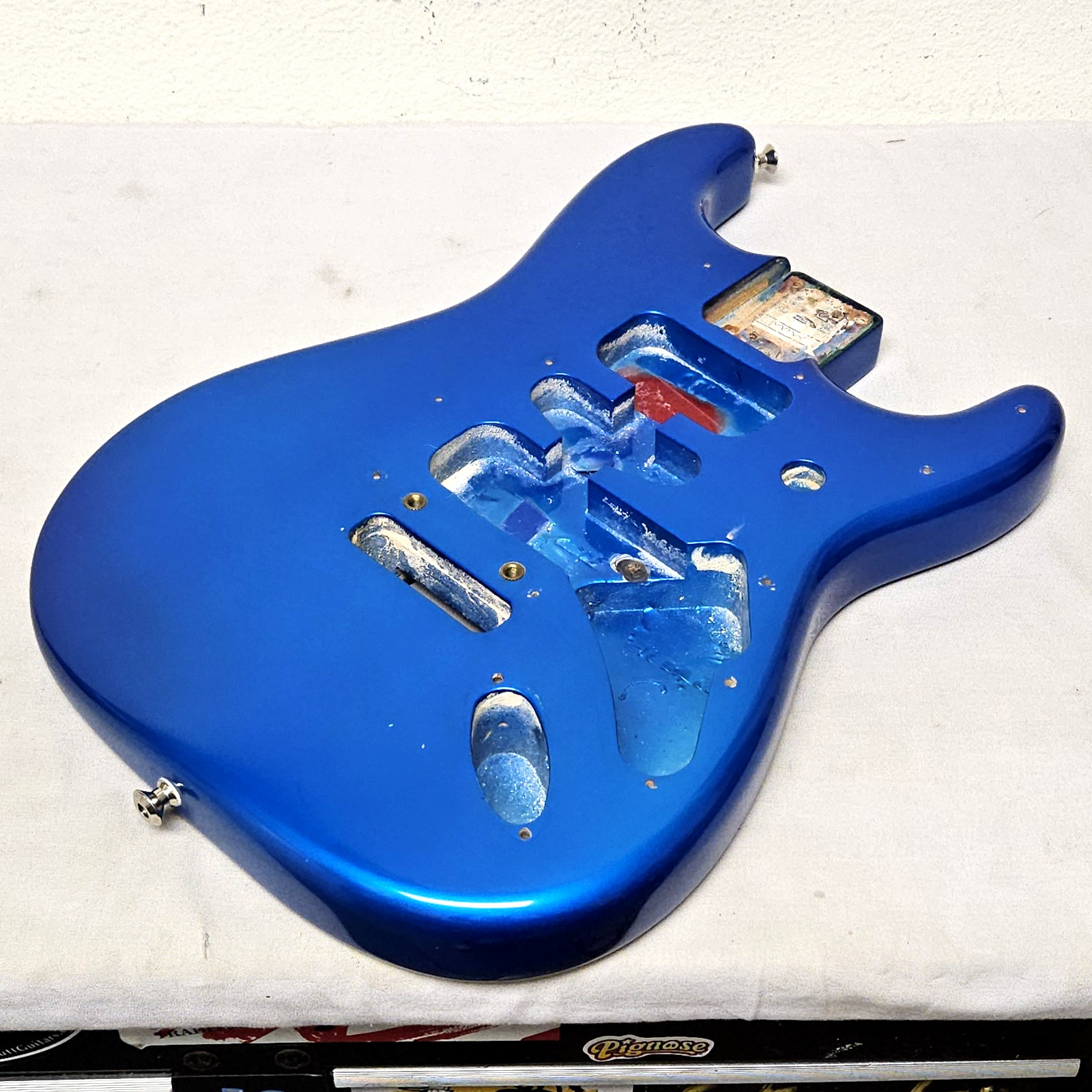 2004 Fender American Series Strat Alder Body Chrome Blue - USA Stratocaster
