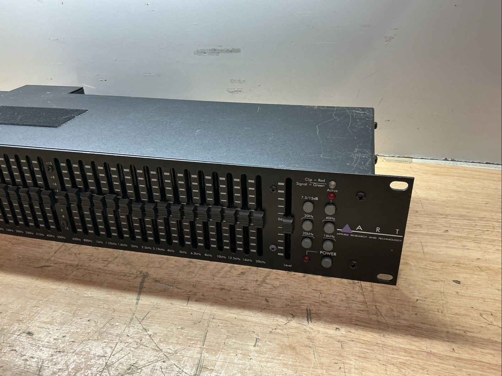 ART HD-31 High Definition EQ 1/3 Octave Professional Graphic Equalizer