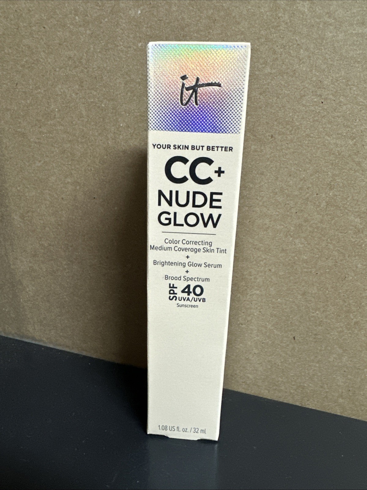 IT Cosmetics Your Skin But Better CC+ Nude Glow SPF40-Tan-NEW-A475380