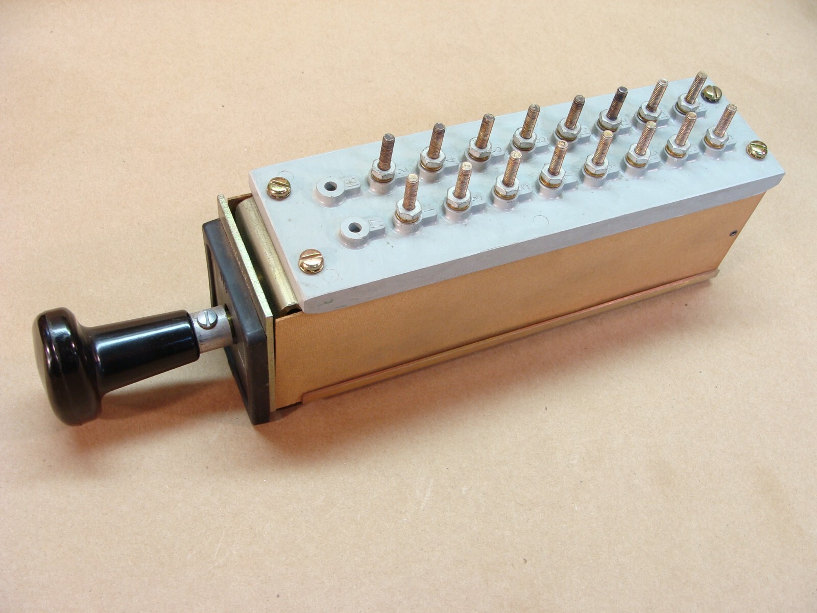 NEW ELECTROSWITCH rotary switch 16 pin type W 660A557G01