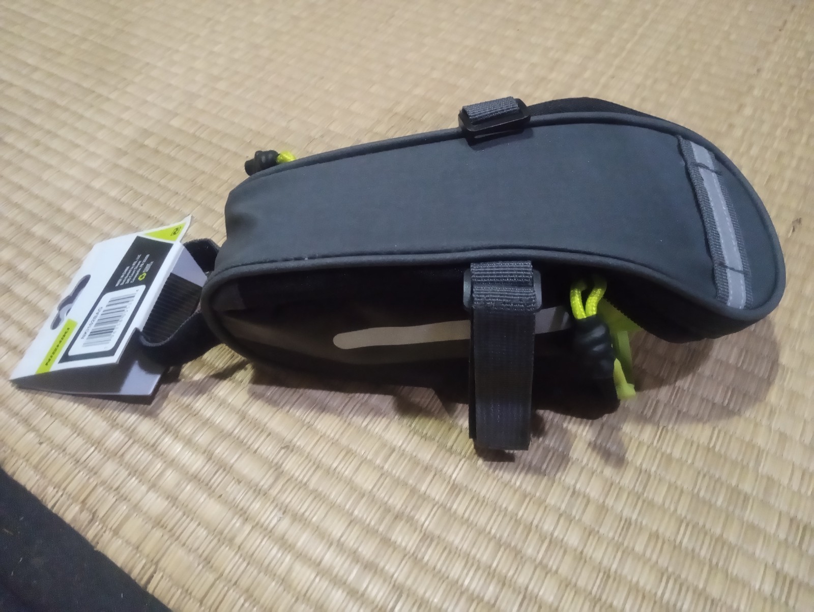 NEW Nishiki Saddle Bicycle Bag Medium Black/Gray/Neon Carbon Fiber