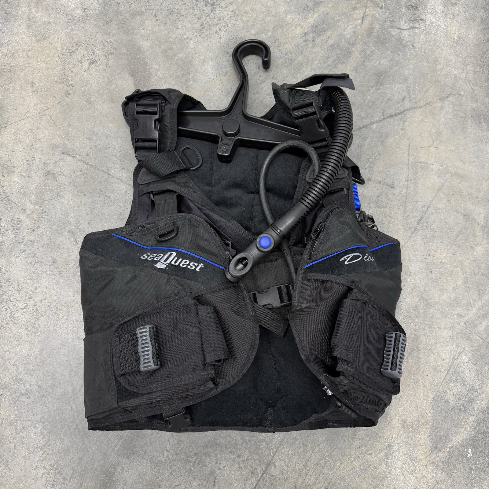 SeaQuest DIVA QD BCD Scuba Diving Weight Integrated Size Women's M/L