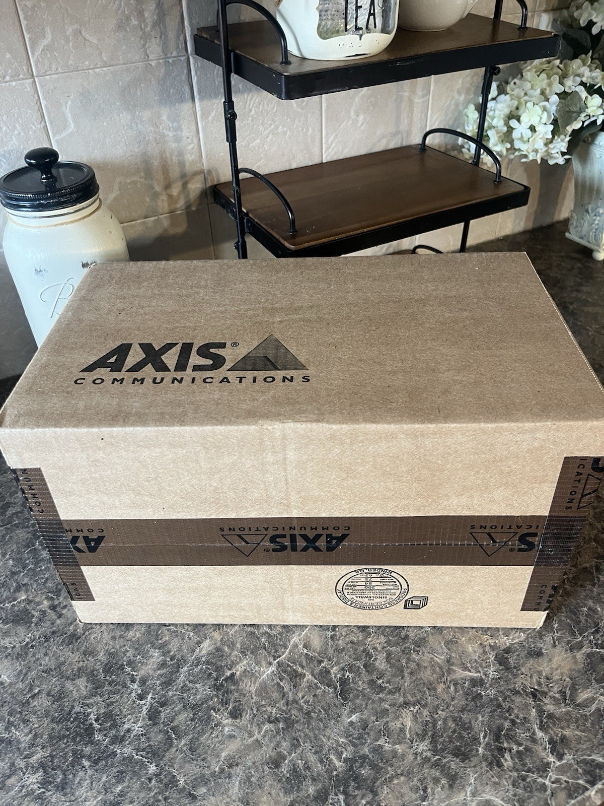 NEW - Axis Communications T91A64 Camera Corner Bracket 5017-641