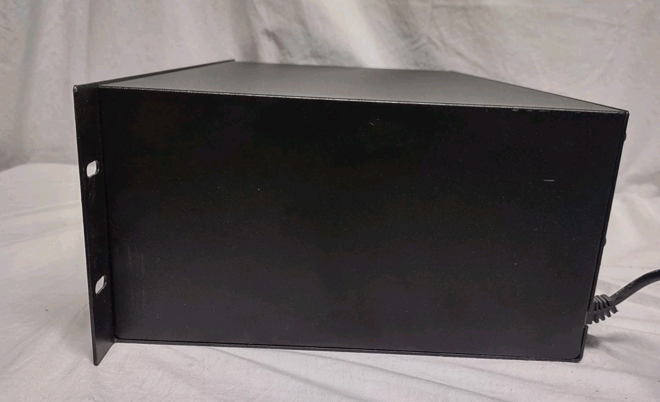 PEAVEY Q231F Rack-Mount Dual 31-Band Graphic Equalizer