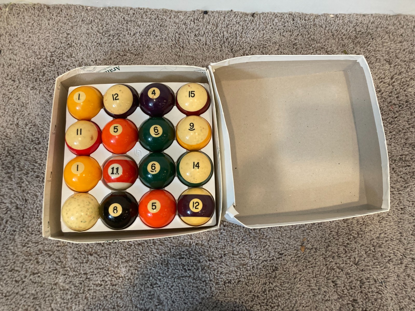 Vintage Aramith Belgian Billiard Pool Balls Standard 2.25" Full Set