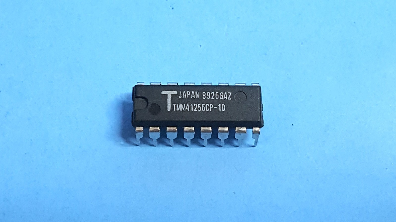 2Pcs- IC, TMM41256CP-10, TOSHIBA, 16PIN
