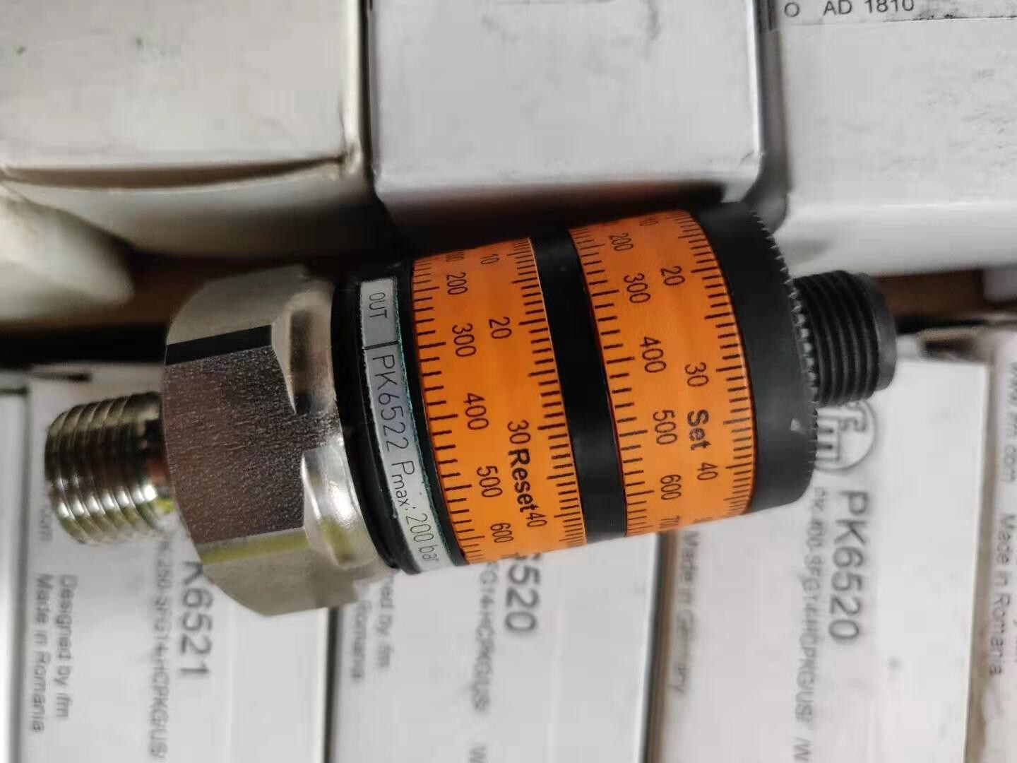 1PCS new in box IFM PK6522 pressure sensor free shipping