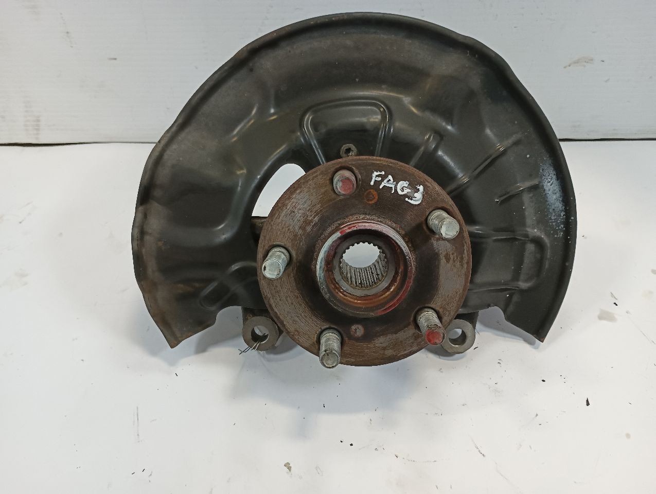Front Passenger Right Spindle/Knuckle w/Hub from 2019 Toyota Corolla 11818575