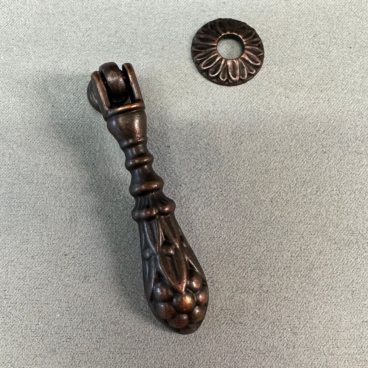 2-3/8" Victorian Style Pendant Drop Pull Dark Antique Copper