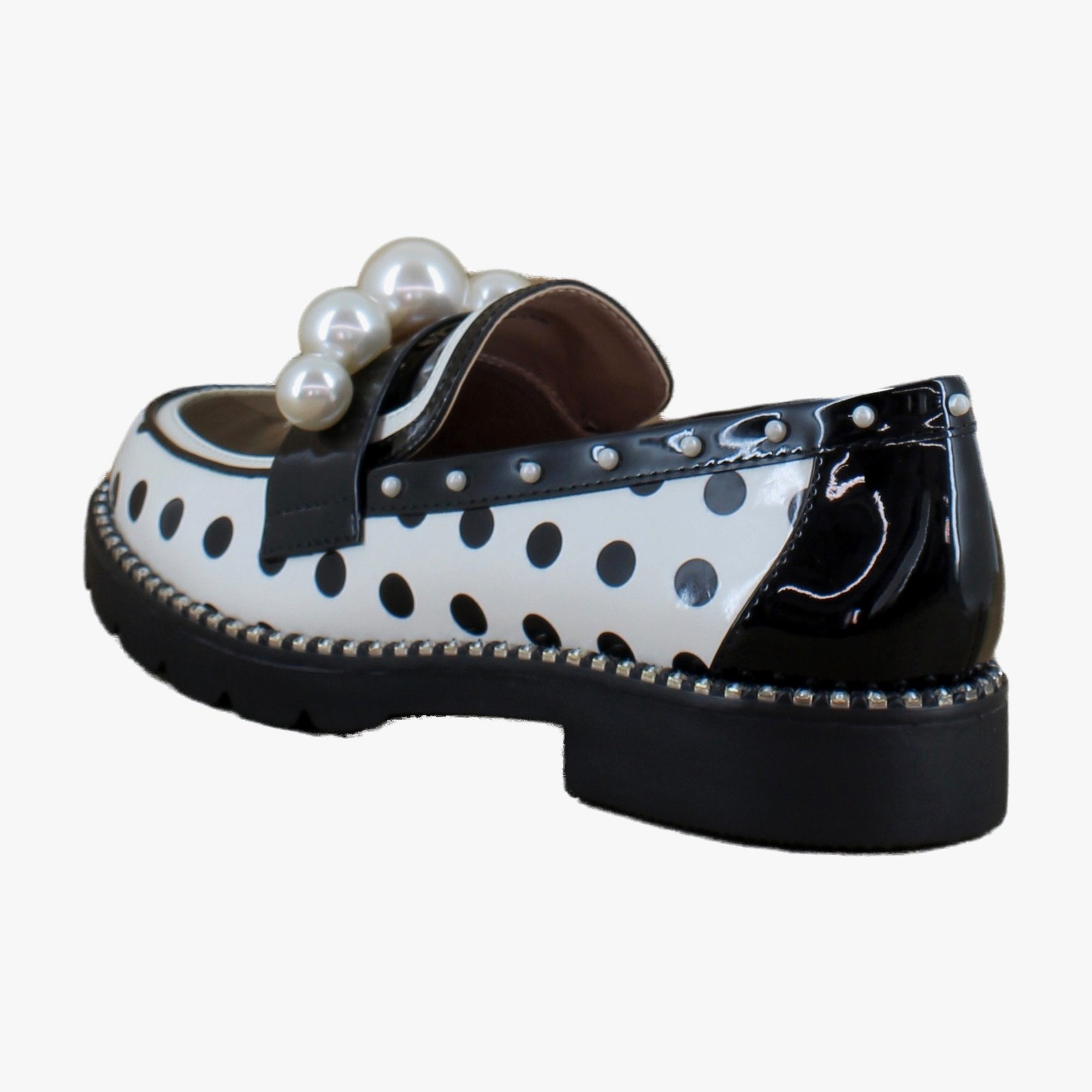 Betsey Johnson Harloe Womens Loafers & Slip-Ons Black/White/Multi