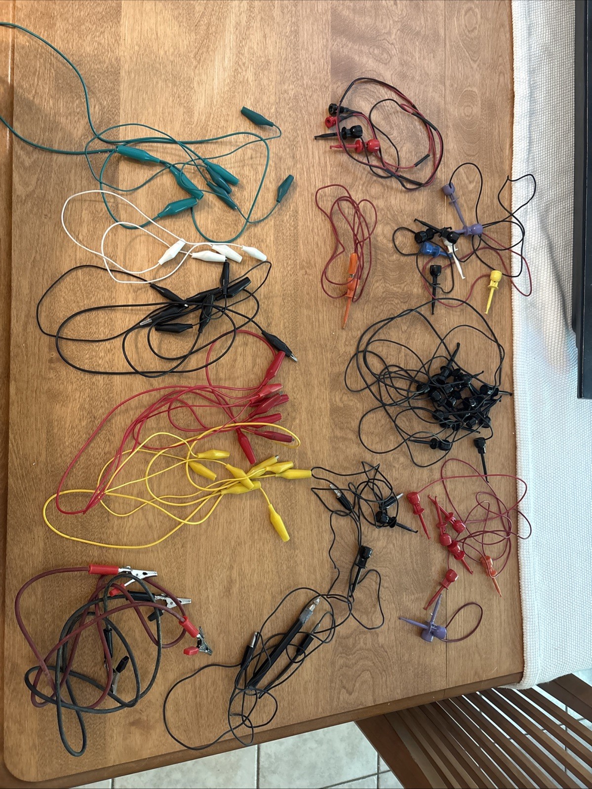 LOT OF FLUKE POWER PROBE/ CONNECTORS/Clamps Etc.