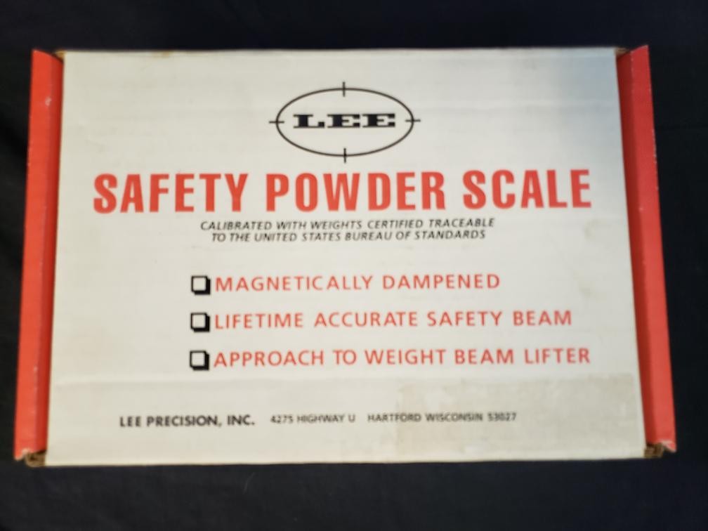 LEE PRECISION 90681 SAFETY POWDER SCALE (B26004849)