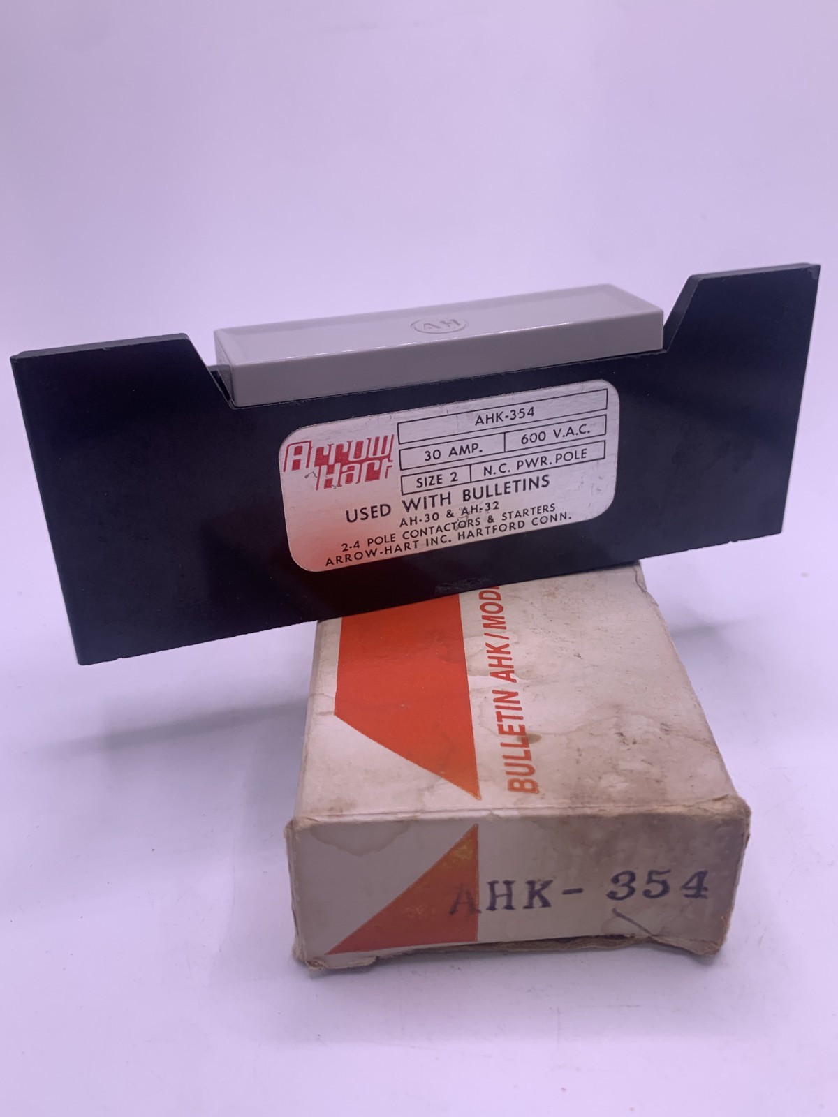 Arrow Hart AHK-354 N.C. Power Pole, 30A, 600VAC, Size: 2, NEW IN BOX
