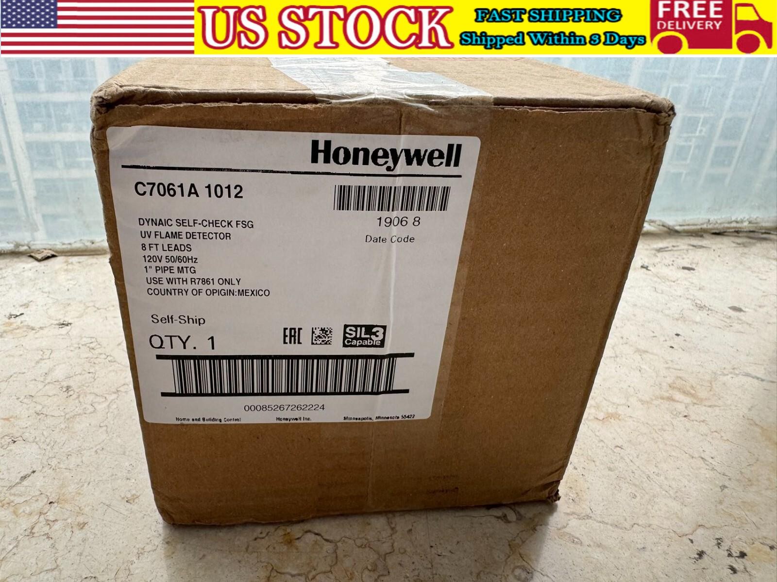 New In Box Honeywell C7061A1012 UV Detection Flame Detector