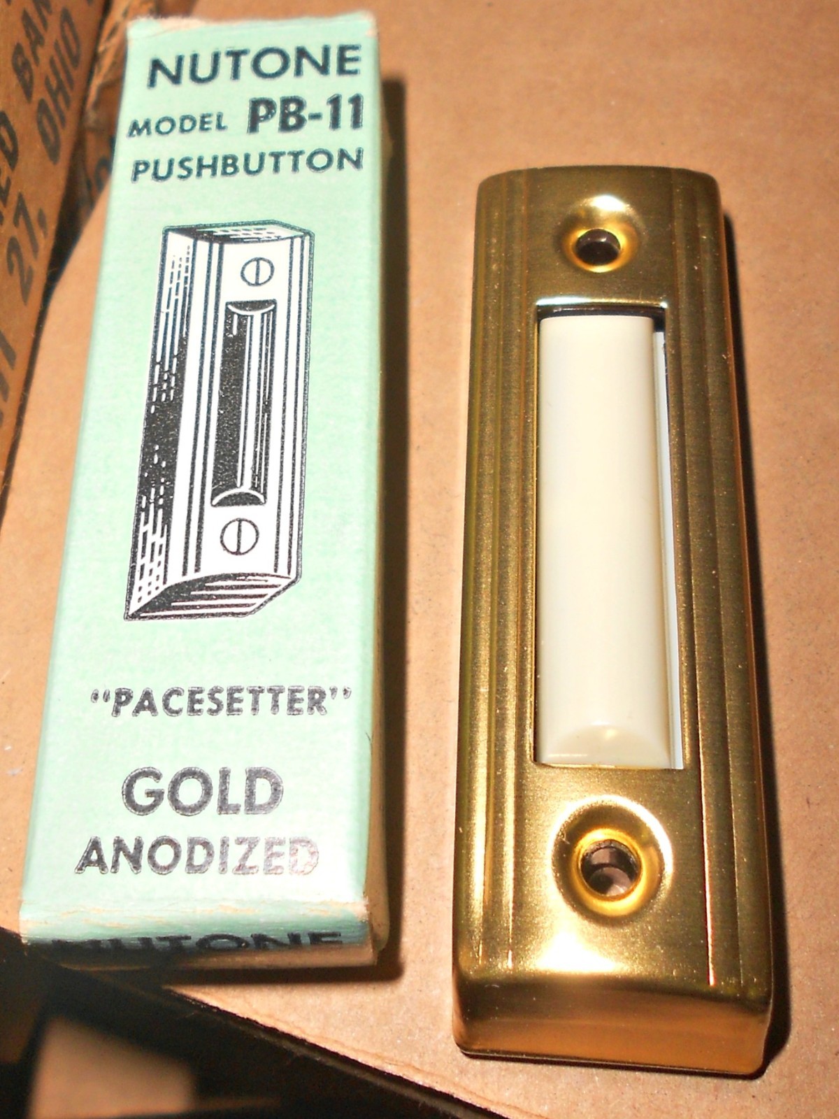 2.75" x .75" Gold PACESETTER Push Button DOOR BELL Model PB-11 NuTone NEW PB-11G