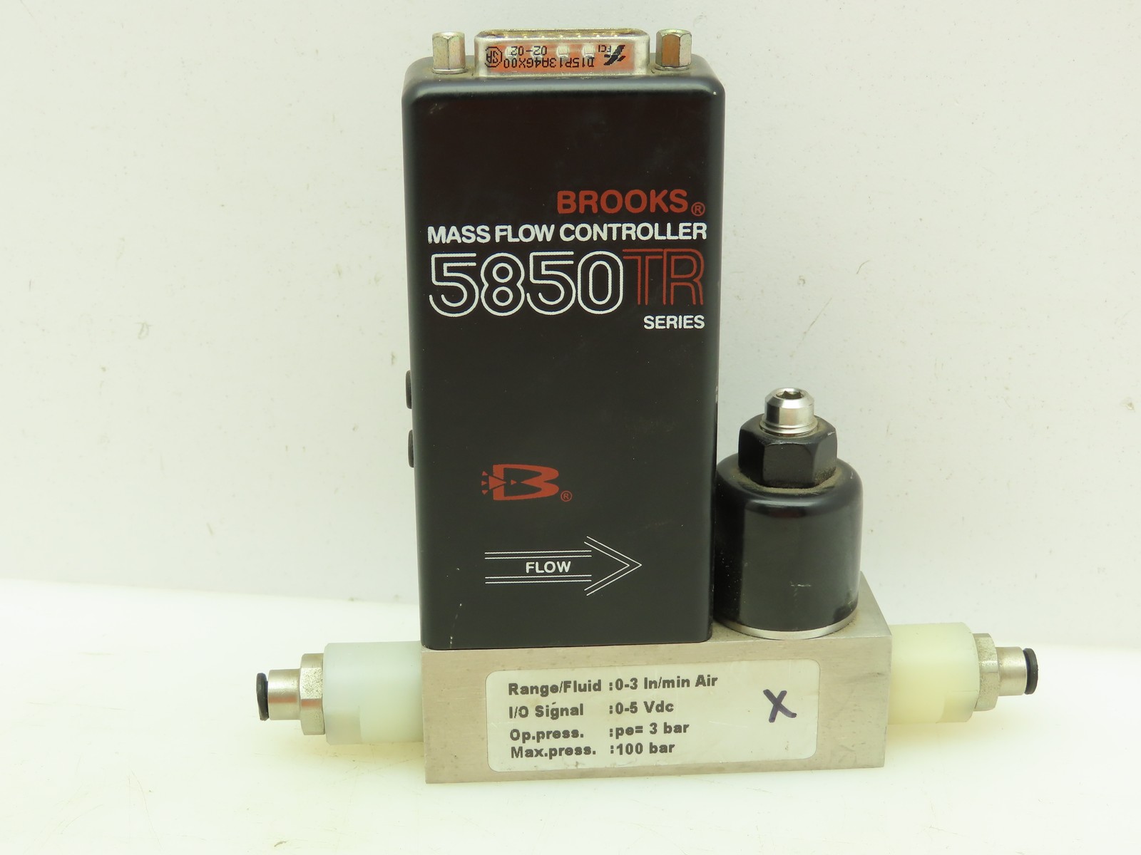 Brooks 5850TR FA2C102 Mass Flow Controller 0-3 IN/MIN Air Pneumatic