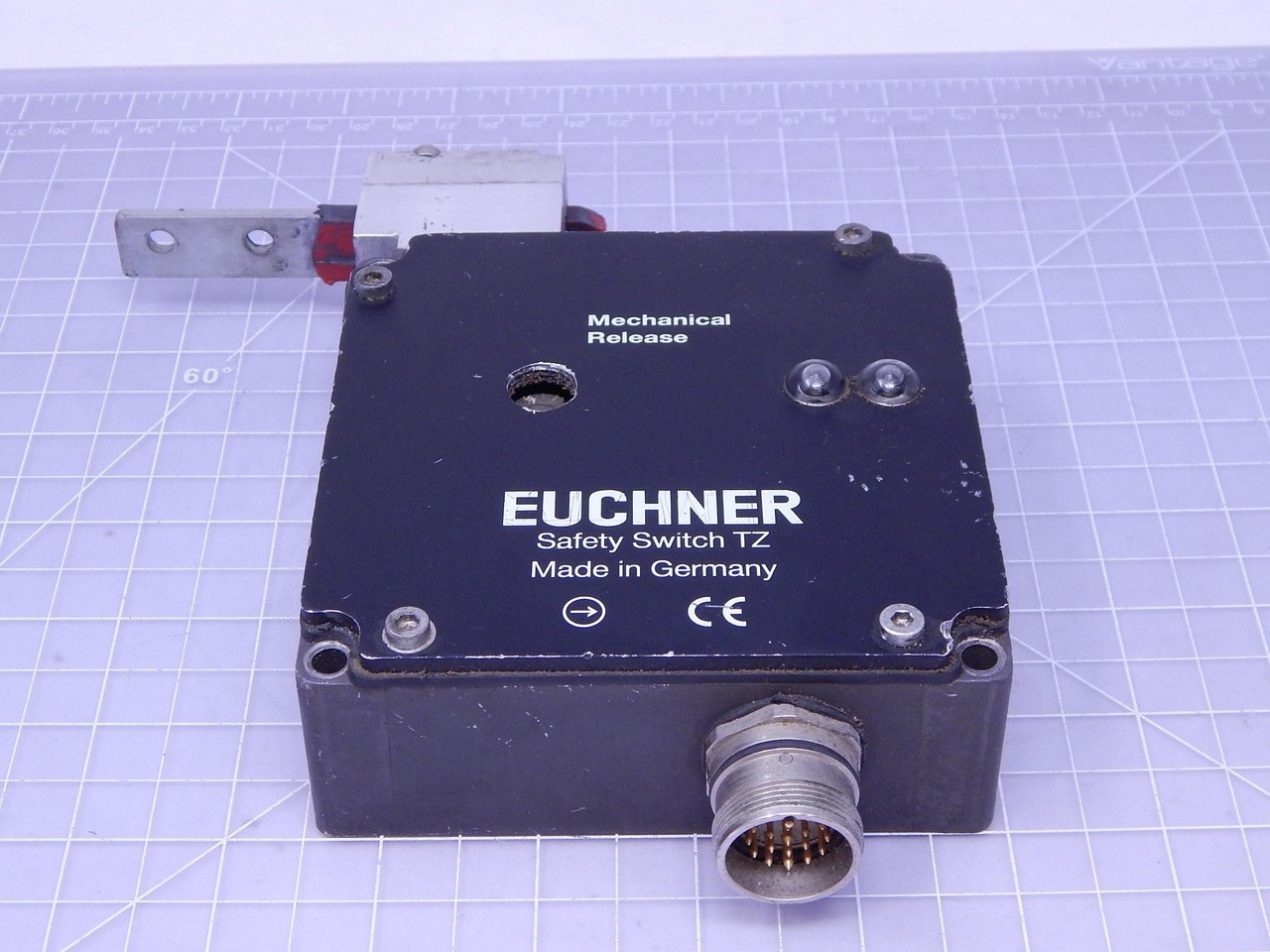 EUCHNER TZ1LE024RC18VAB-C1826 SAFETY SWITCH TZ T144721