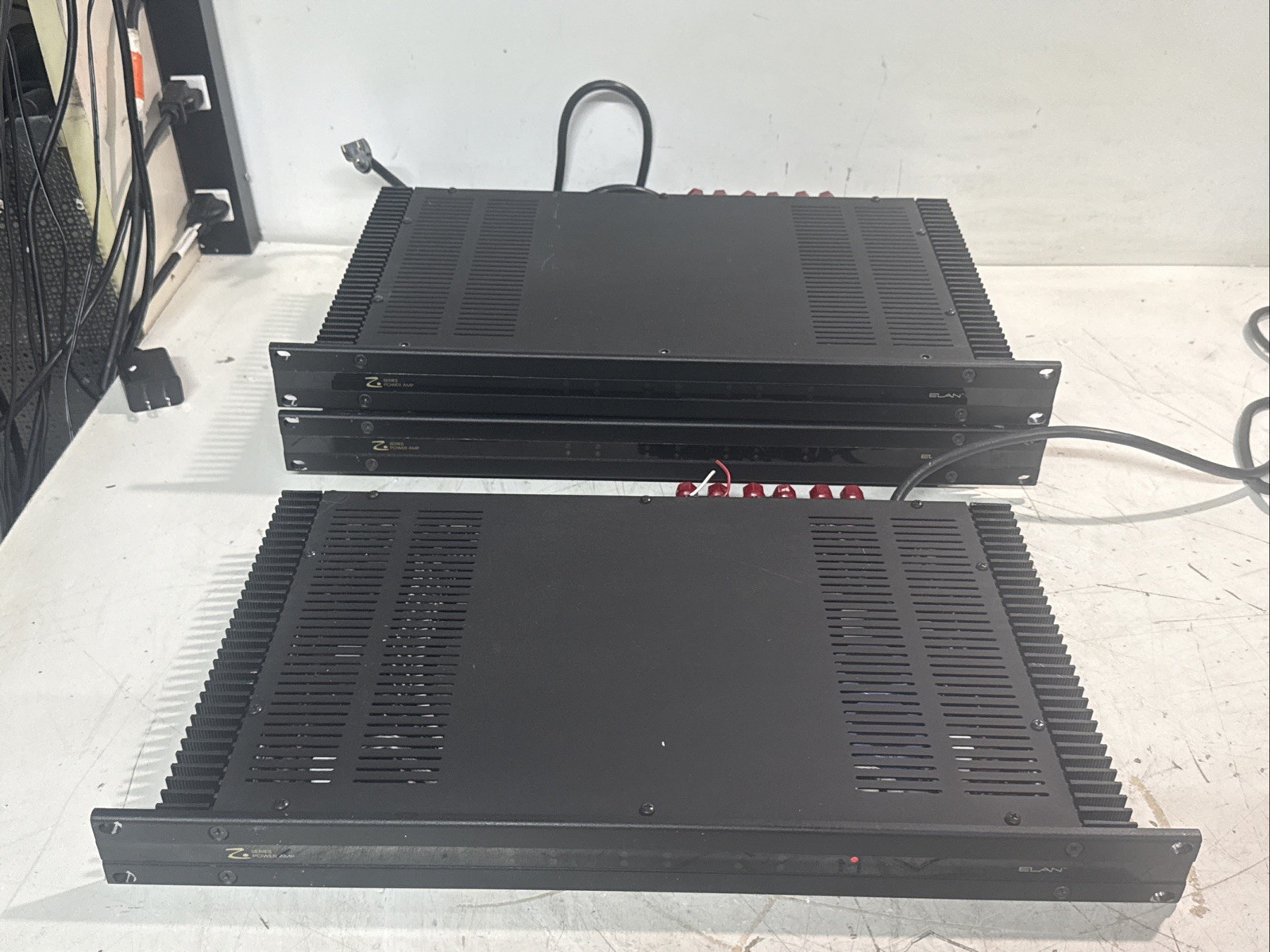 Elan Z Series Z66 Power Amplifier 6 Channel Power Amp