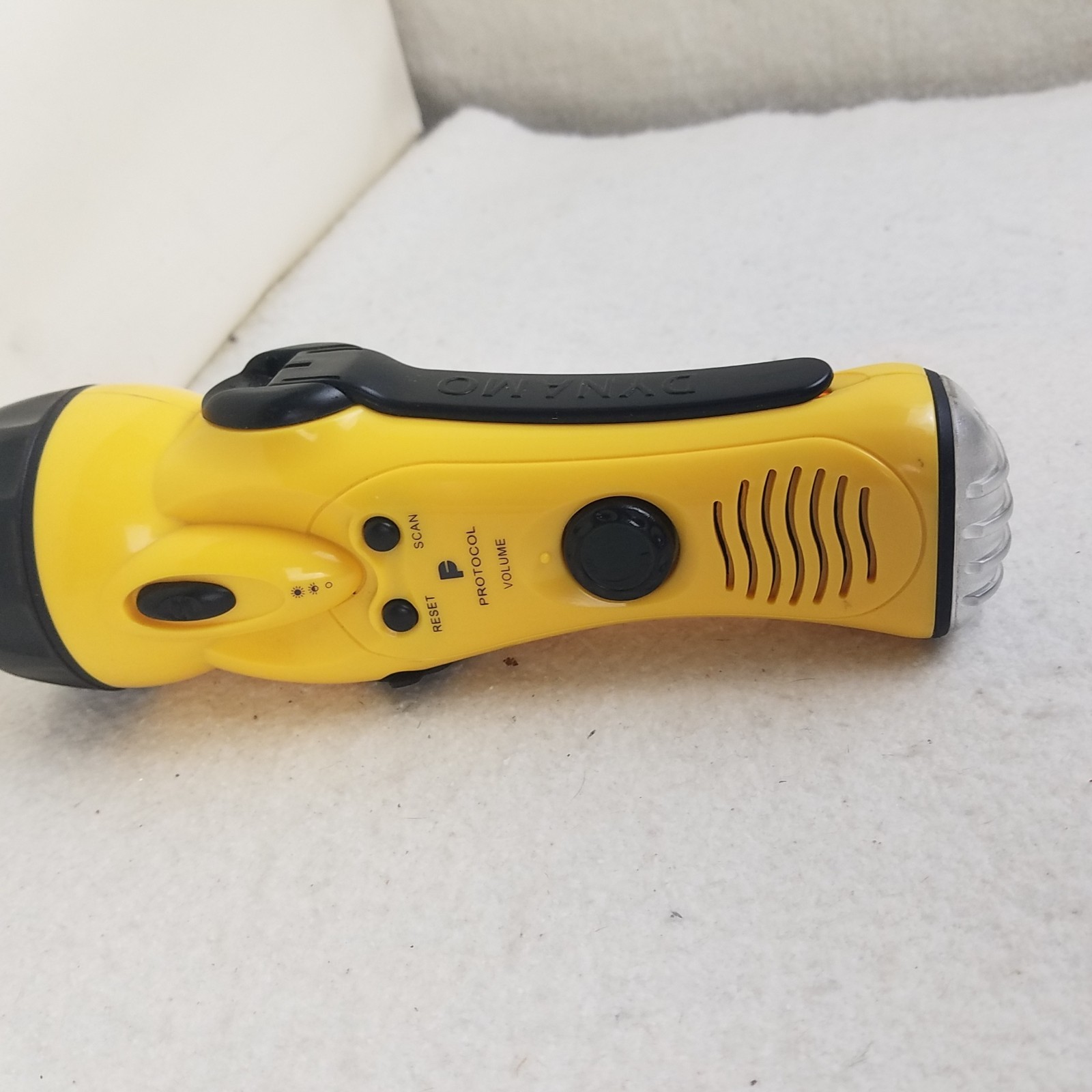 Flashllight Emergency Multifunctional Crank charge Radio Flashing Dynamo