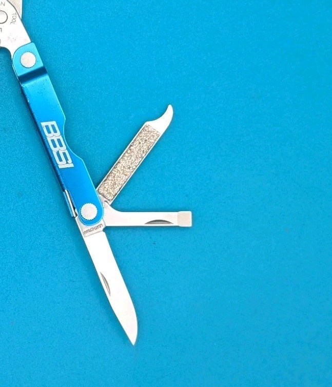 Leatherman Micra Multi-Tool, Knife, Scissors, Key Ring, Blue!