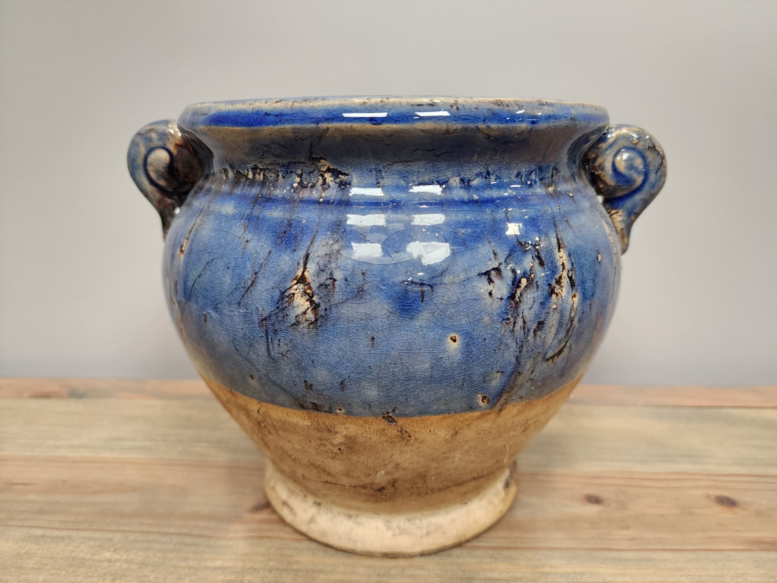 Planter Blue Pottery Scrolled Handles 7" X 7"
