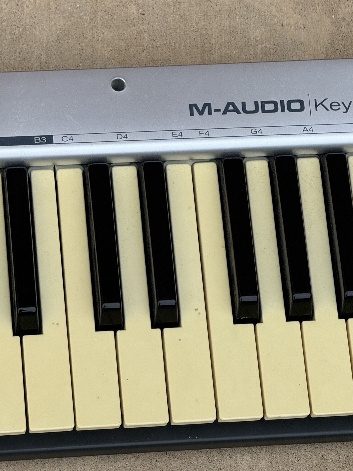 M-Audio KeyRig 49 Midi Keyboard 49-Key USB MIDI Controller w/ USB Cord