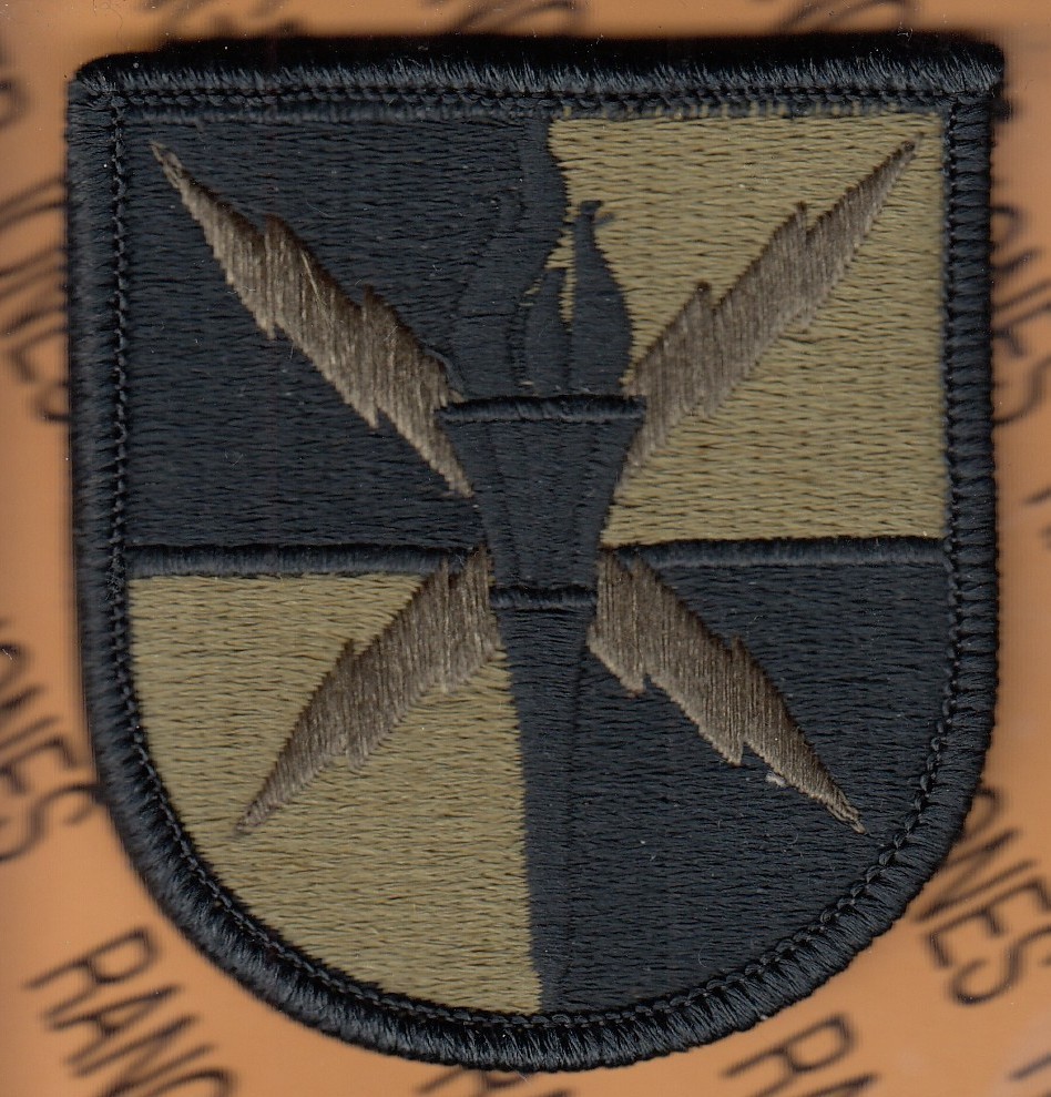 US Army Cyber School OCP w/ Hook ~3.5" uniform shoulder patch m/e