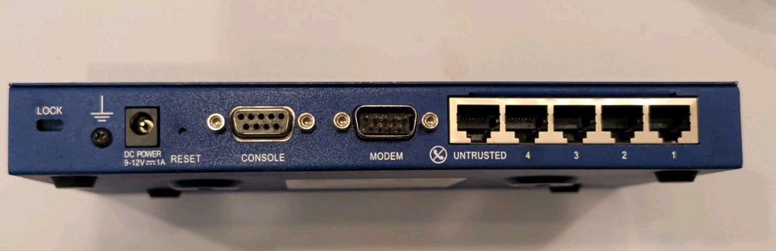 Juniper Networks NetScreen 5GT Firewall Appliance NS- 5GT-081