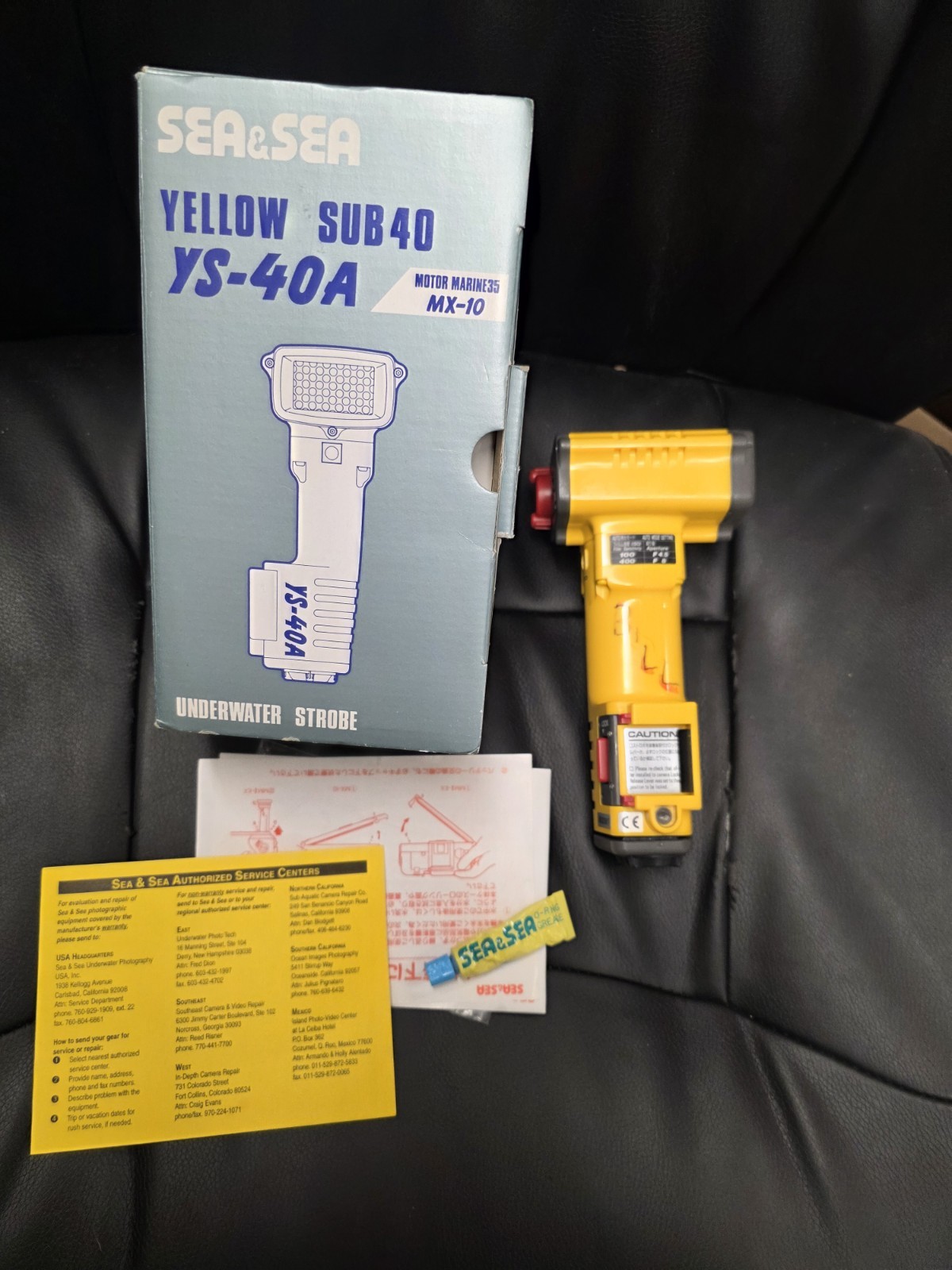 Sea & Sea Yellow SUB 40 Ys-40A Marine-MX-10 Ligjt/Undereater Strobe