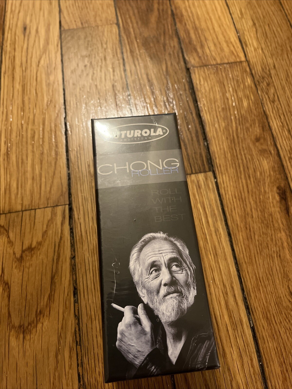 Futurola Chong Roller: King Size Rolling Machine