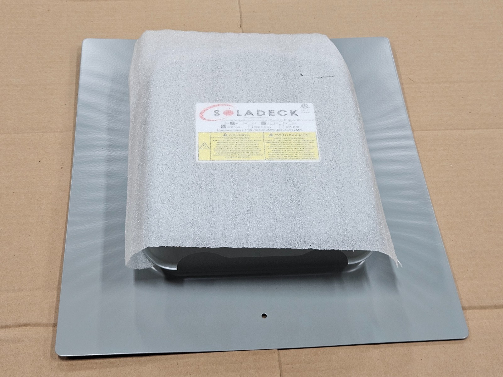 Soladeck Flashed Combiner Enclosure Model 0799–2 Gray for Solar Installations