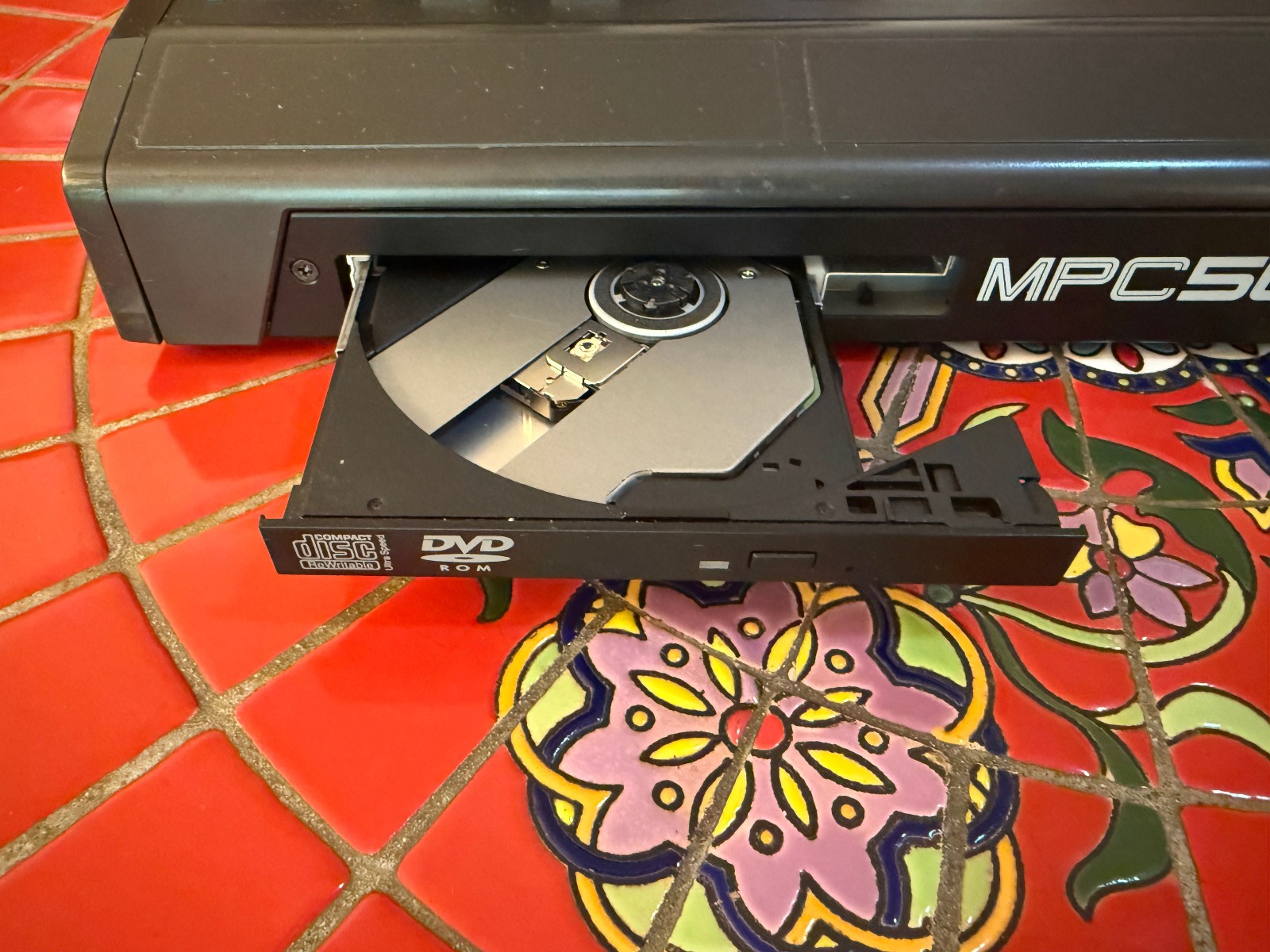 Akai MPC5000 - W/ DVD-CD Drive Excellent Condition!