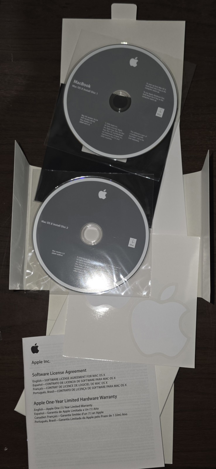 Mac Computers OS X Install Disc 1 & 2 10.5.4 2008 Model 3A152 with manuals