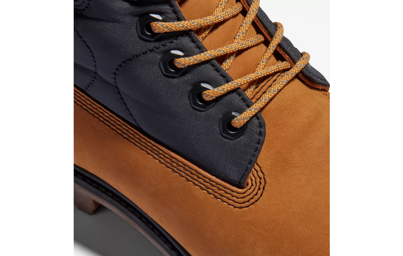 NIB MEN'S TIMBERLAND PREMIUM QUILTED BOOT Wheat Nubuck/Black NEW YEAR SALE!