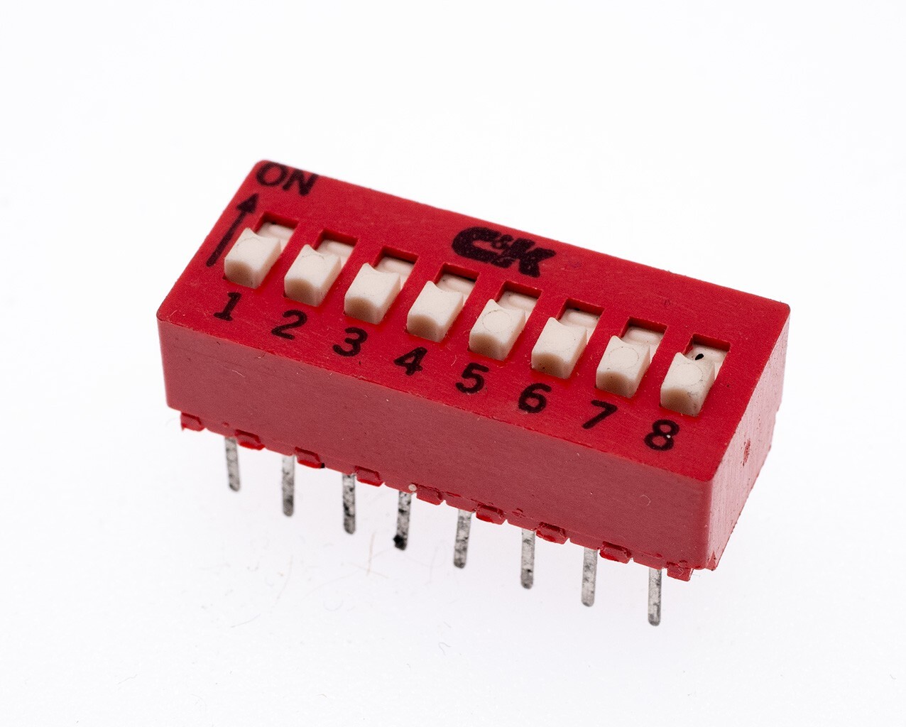 C&K BD08 8 Position 16 Pin SPST Through-Hole DIP Switch, Lot of 5
