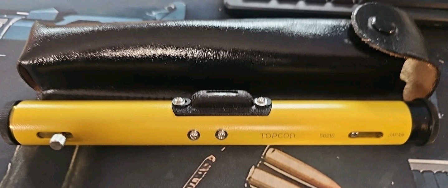 Topcon 56210 HAND LEVEL GRADE CHECKER PEA GUN SHOOTER SPECTRA with Leather Case