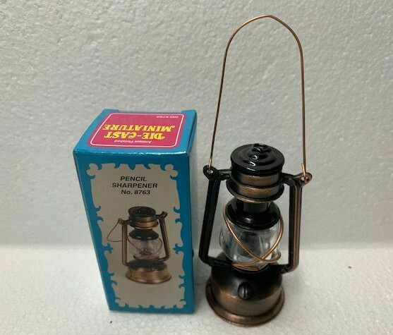 LANTERN BRONZE DIE CAST METAL COLLECTIBLE PENCIL SHARPENER NEW / BOX