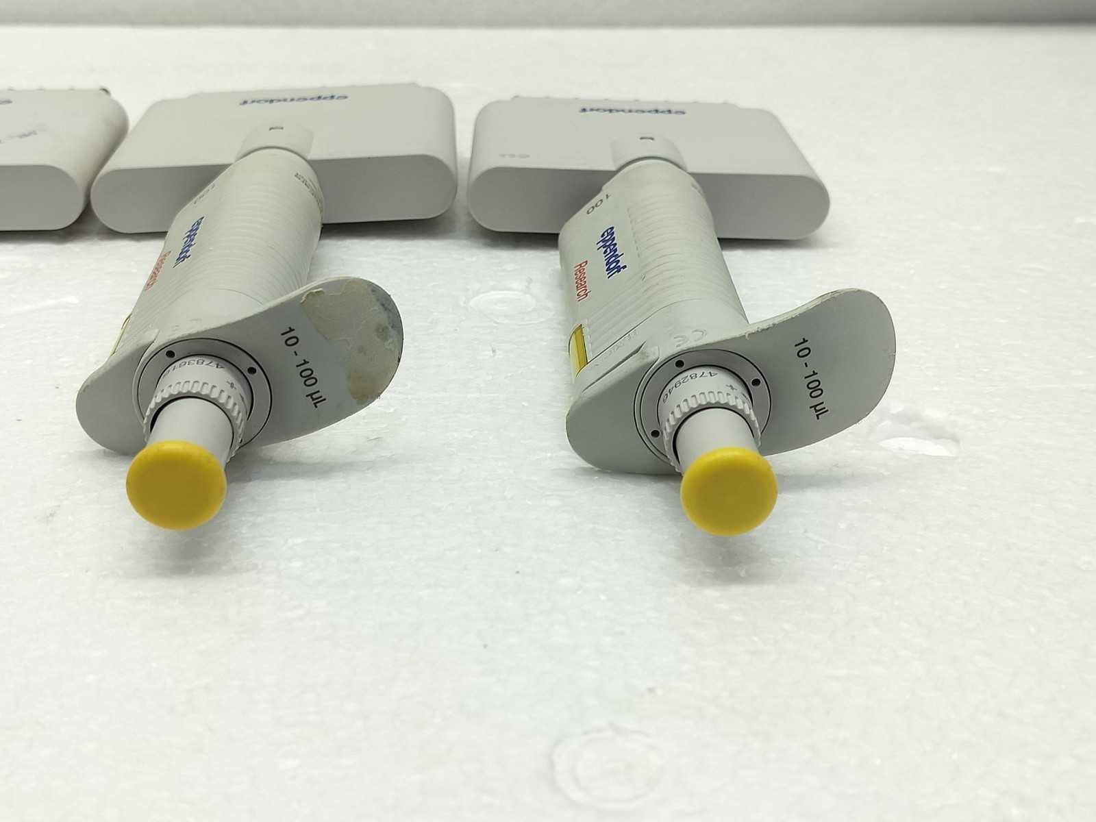 Eppendorf Research 10-100 uL 8 Channel Pipette