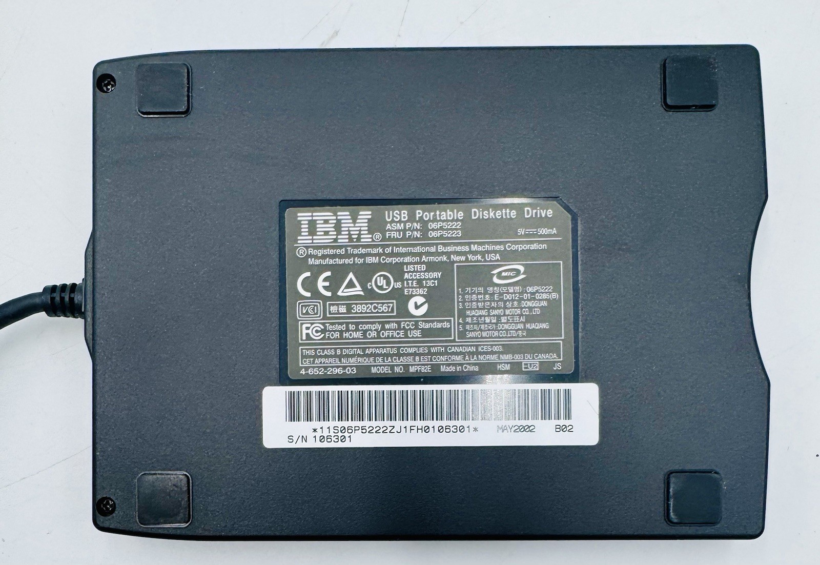 IBM Portable USB Diskette Drive 06P5223 w/case