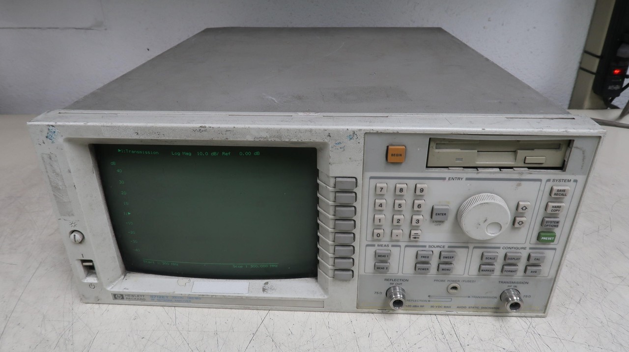 HP 8712ET NETWORK ANALYZER 300-1300 MHZ M0263